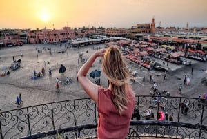 From Taghazout or Agadir: Marrakech and Essaouira 2-Day Trip