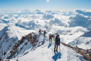 Hike the highest peak in North Africa: Mount Toubkal (4167m)