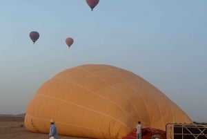 Marrakech : Vol en montgolfière avec petit-déjeuner berbère