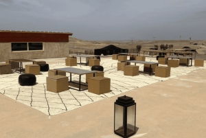 Luksuriøs Agafay-ørkenen: Firehjuling, kamelridning, basseng og middagsshow