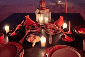 Luksuriøs Agafay-ørkenen: Firehjuling, kamelridning, basseng og middagsshow