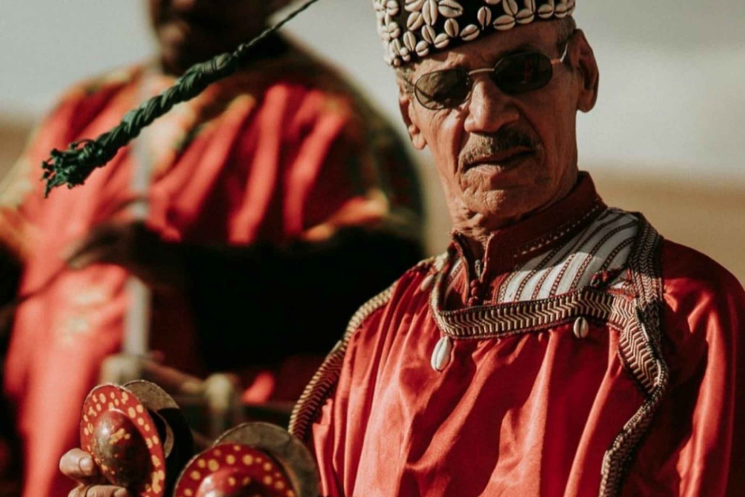 Taianomainen ilta Agafayn aavikolla: kameliratsastus ja berberi-illallinen