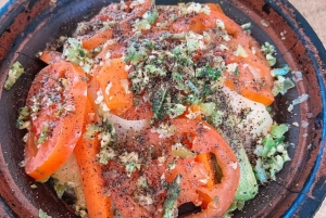 Taianomainen ilta Agafayn aavikolla: kameliratsastus ja berberi-illallinen