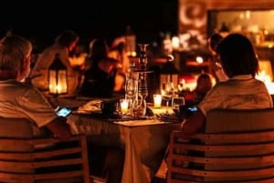 Taianomainen ilta Agafayn aavikolla: kameliratsastus ja berberi-illallinen