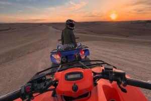 Cena mágica bajo las estrellas con paseo en camello y quad