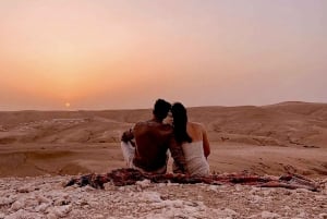 Sunset Dinner under Agafay Desert’s stars with Show