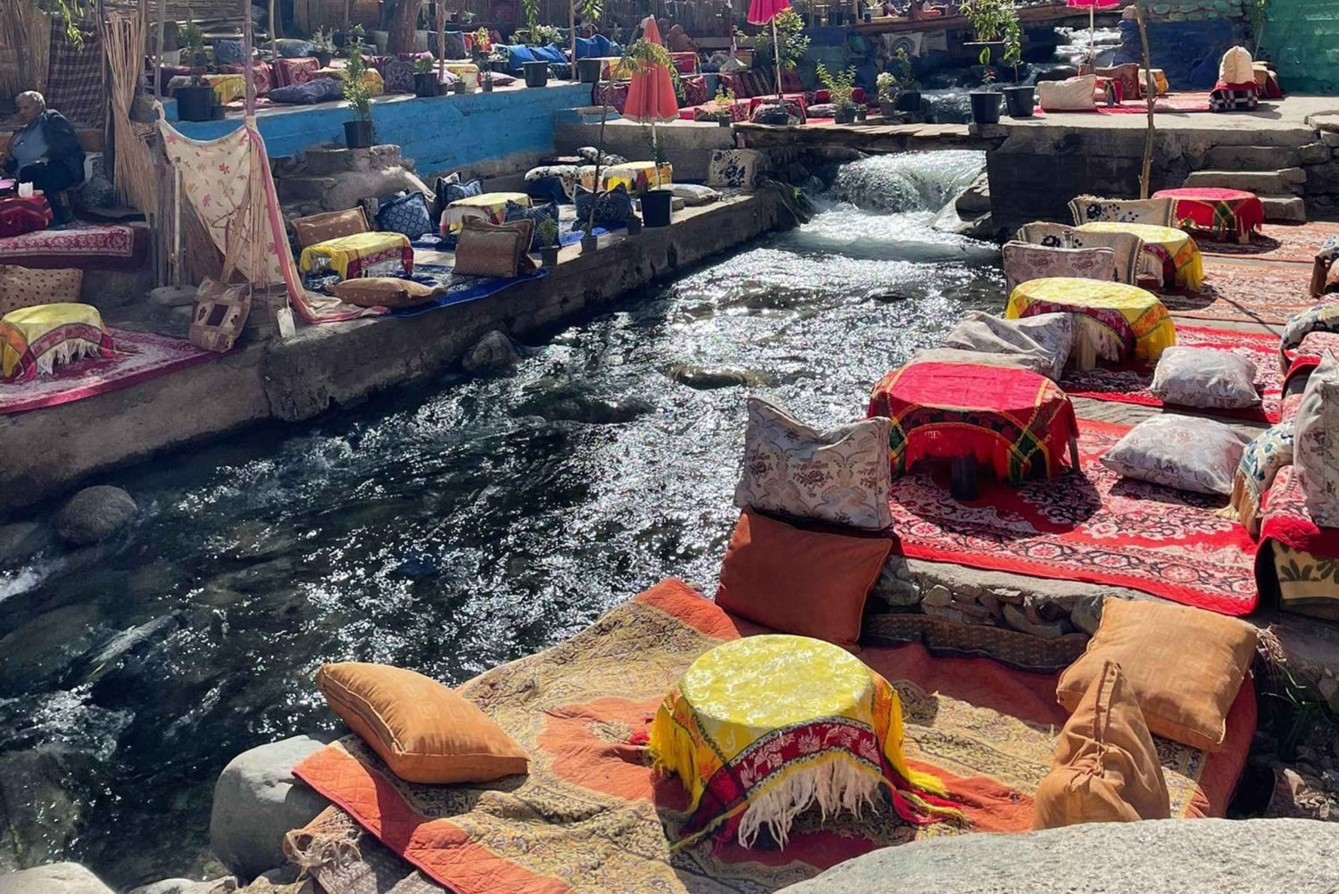 Visite privée à Marrakech dans les trois vallées, les cascades et les montagnes