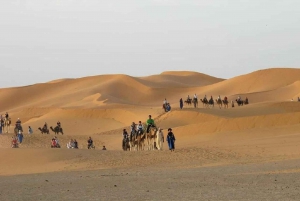 Marraquexe: Excursão de luxo de 4 dias ao deserto para Fes via Merzouga