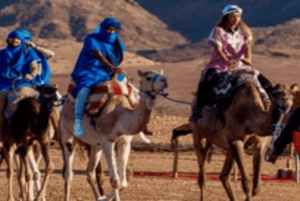 Marrakech-eventyr: Paragliding, kamelridning og morgenmad