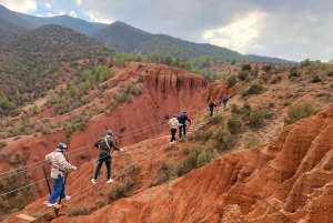Aventure à Marrakech : tyrolienne et randonnée dans l'Atlas