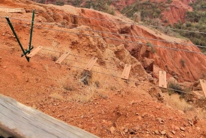 Aventure à Marrakech : tyrolienne et randonnée dans l'Atlas
