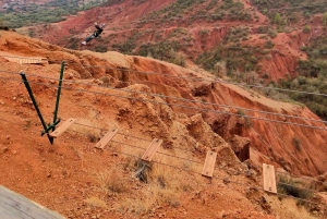 Aventure à Marrakech : tyrolienne et randonnée dans l'Atlas