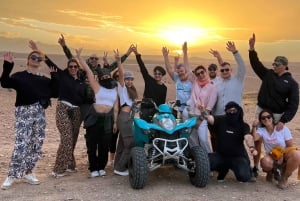 Marrakech: Deserto di Agafay: Giro in cammello Quad Bike, Cena con spettacolo
