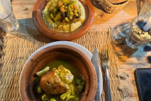 Marrakech: giro in cammello nel deserto di Agafay con cena e spettacolo