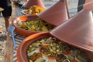 Marrakech: Agafay-ørken med middagsshow, firhjuling og kamel