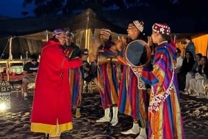 Marrakech: Agafay-ørken med middagsshow, firhjuling og kamel