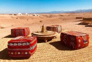 Marrakech: Agafay-ørkenmiddag med show og transport