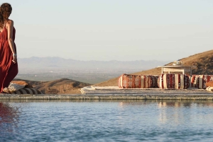 Marrakech: Agafayn aavikko-illallinen musiikin ja tulishow'n kera.