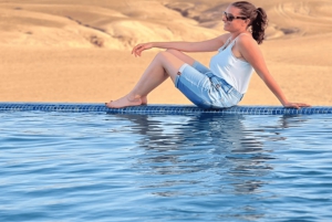 Marrakech: Agafayn aavikko-illallinen musiikin ja tulishow'n kera.