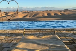 Marrakech : Escapade dans le désert d'Agafay avec piscine et déjeuner