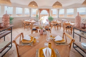 Marrakech: Agafay Desert Inara Camp Pool Day Pass med lunch