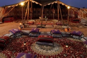 Marrakech: Magisch diner bij zonsondergang in de Agafay-woestijn & liveshow