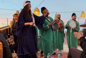 Marrakesh: ATV, kamelridning, middag og show i Agafay-ørkenen