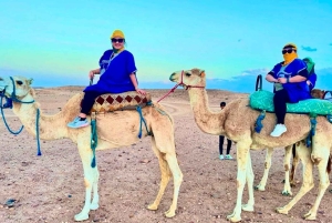 Marrakesh: ATV, kamelridning, middag og show i Agafay-ørkenen