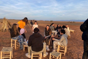 Marrakesz: Wycieczka quadem po pustyni Agafay z kolacją i pokazem