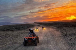 Marrakech: Agafay Wüste Quad Biking Tour mit Abendessen & Show