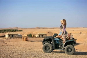 Vanuit Marrakech: Zonsondergang in de Agafay-woestijn, quad rijden en diner