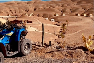 Marraquexe: quadriciclo no deserto de Agafay, passeio de camelo e jantar com espetáculo