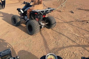 Marraquexe: quadriciclo no deserto de Agafay, passeio de camelo e jantar com espetáculo