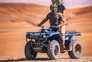 Marraquexe: quadriciclo no deserto de Agafay, passeio de camelo e jantar com espetáculo