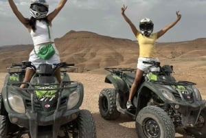 Marrakech: escursione in quad e giro in cammello nel deserto di Agafay con cena e spettacolo
