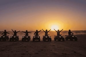 Marrakech: escursione in quad e giro in cammello nel deserto di Agafay con cena e spettacolo