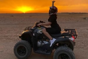 Marrakech: Agafay-ørkenen på quad og kameltur med middagsforestilling