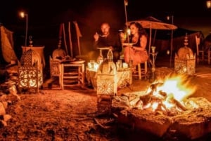 Marrakech: Agafay-ørkenen på quad og kameltur med middagsforestilling