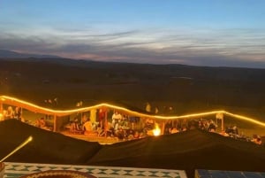 Marrakech: Agafay-ørkenen på quad og kameltur med middagsforestilling