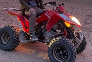 Marrakech: Agafay-ørkenen på quad og kameltur med middagsforestilling