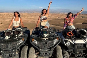 Марракеш: поездка на квадроциклах и верблюдах по пустыне Агафай с ужином и шоу