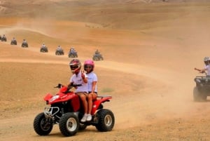 Marrakech: Excursión en quad o camello por el desierto de Agafay con cena-espectáculo