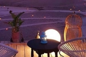 Marrakech: Gita nel deserto di Agafay in quad o in cammello con cena spettacolo