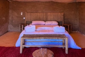 Marrakech: Agafay Desert Retreat, Tält, Middag, Show & Pool