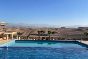 Marrakech: Agafay Desert Retreat, Zelt, Abendessen, Show & Pool