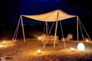 Marrakech: Passeio de camelo pelo deserto de Agafay ao pôr do sol, jantar e show