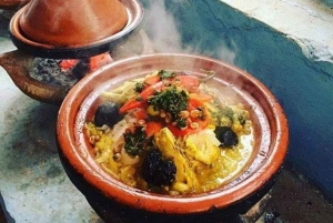 Marrakech: Agafay Desert Sunnet diner met show