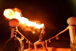 Marrakech: tramonto nel deserto di Agafay, giro in cammello, cena e spettacolo