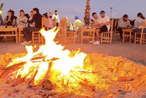 Marrakech: tramonto nel deserto di Agafay, giro in cammello, cena e spettacolo
