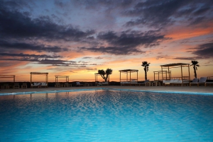 Marrakesh: Agafay luksus, firhjuling, kamel, basseng og middagsshow